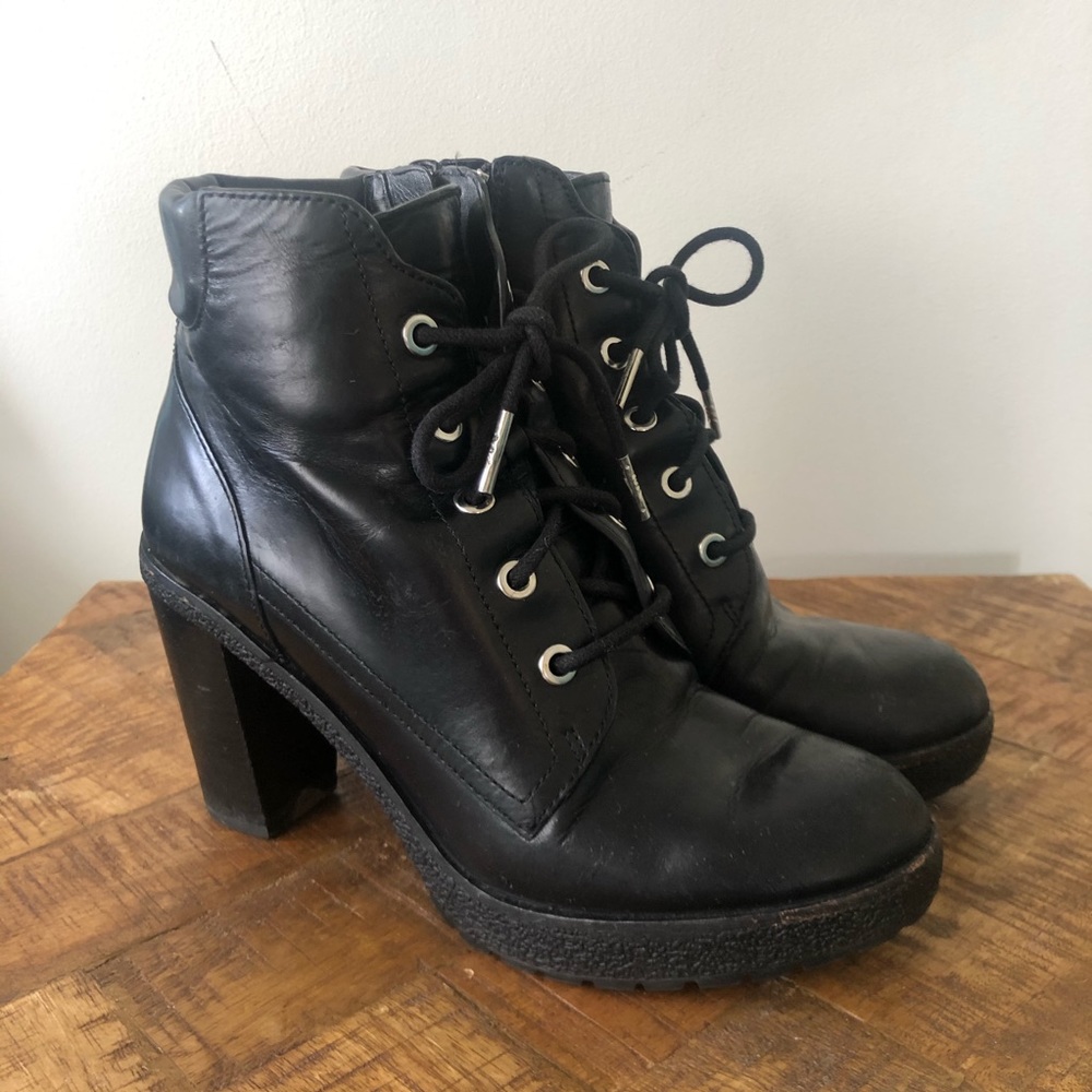 MCHAEL KORS bootie